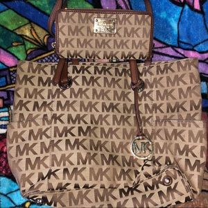Michael Kors purse and matching wallet